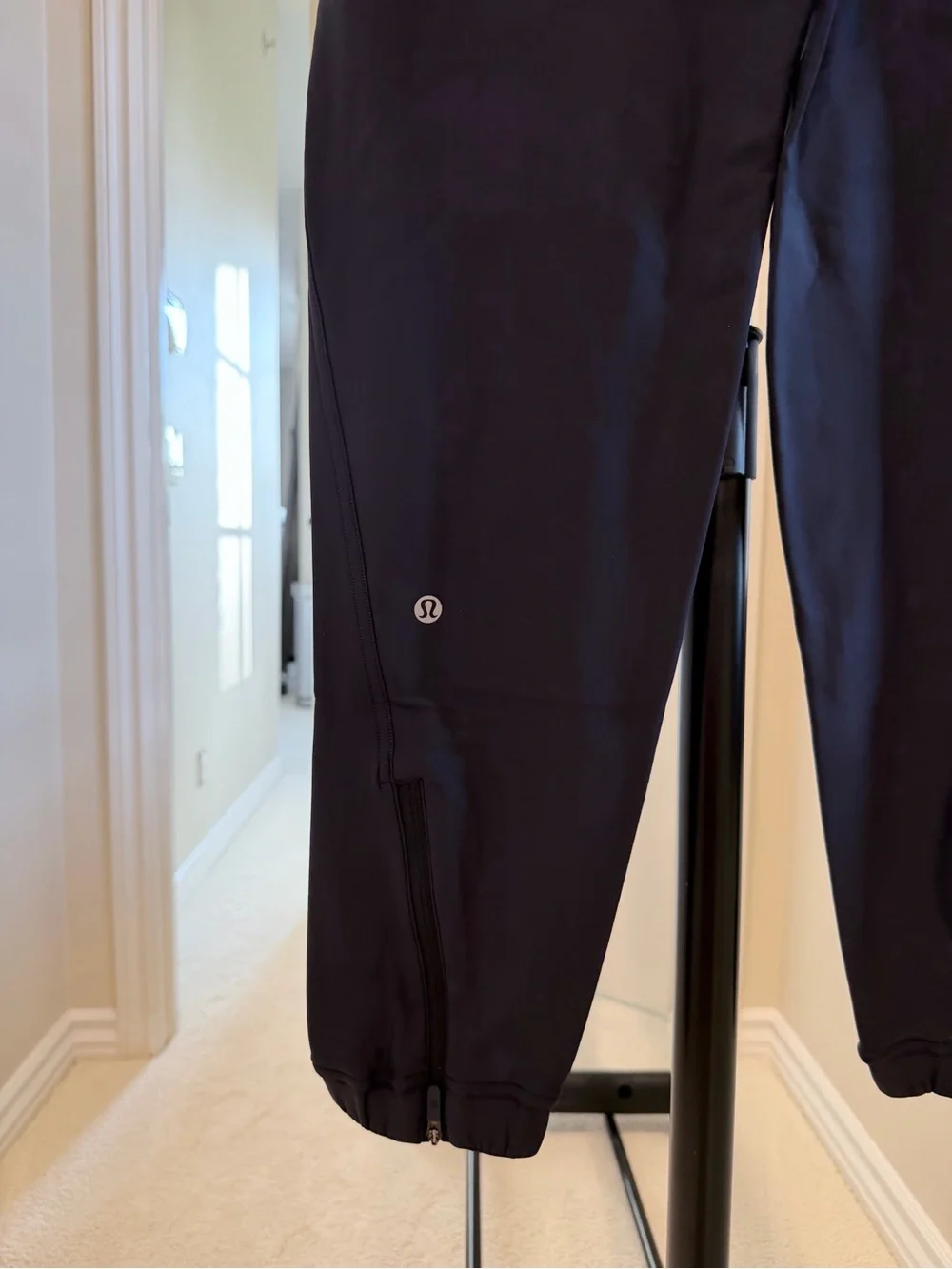 NWT Lululemon Adapted State High-Rise Fleece Jogger Black Night BKNT Size 4